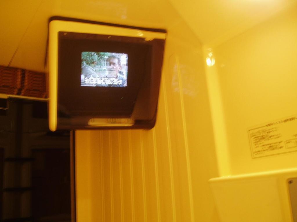 Capsule Hotel & Sauna Ikebukuro Plaza Токіо Номер фото