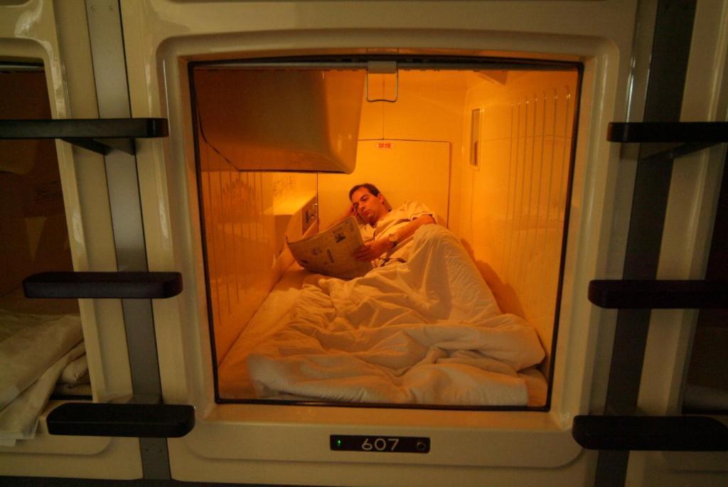 Capsule Hotel & Sauna Ikebukuro Plaza Токіо Екстер'єр фото