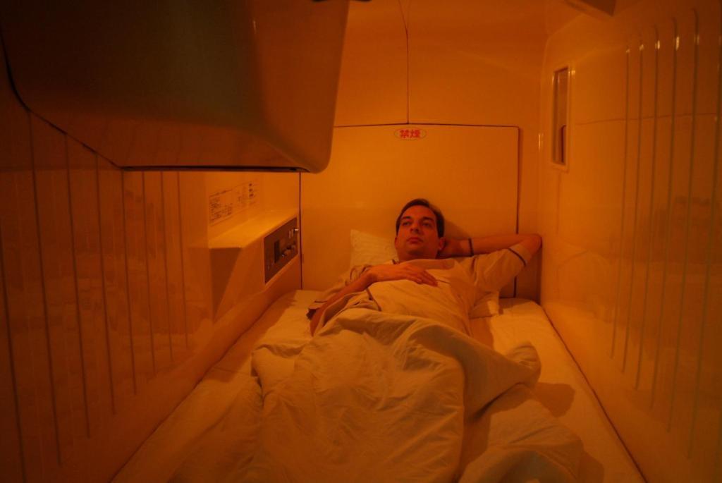 Capsule Hotel & Sauna Ikebukuro Plaza Токіо Номер фото