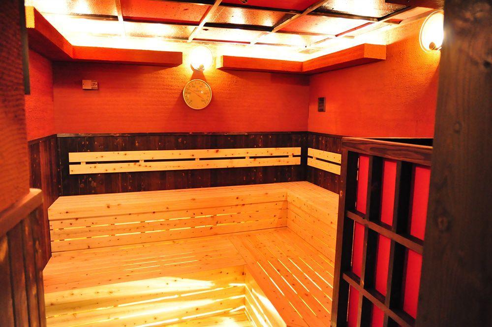 Capsule Hotel & Sauna Ikebukuro Plaza Токіо Екстер'єр фото