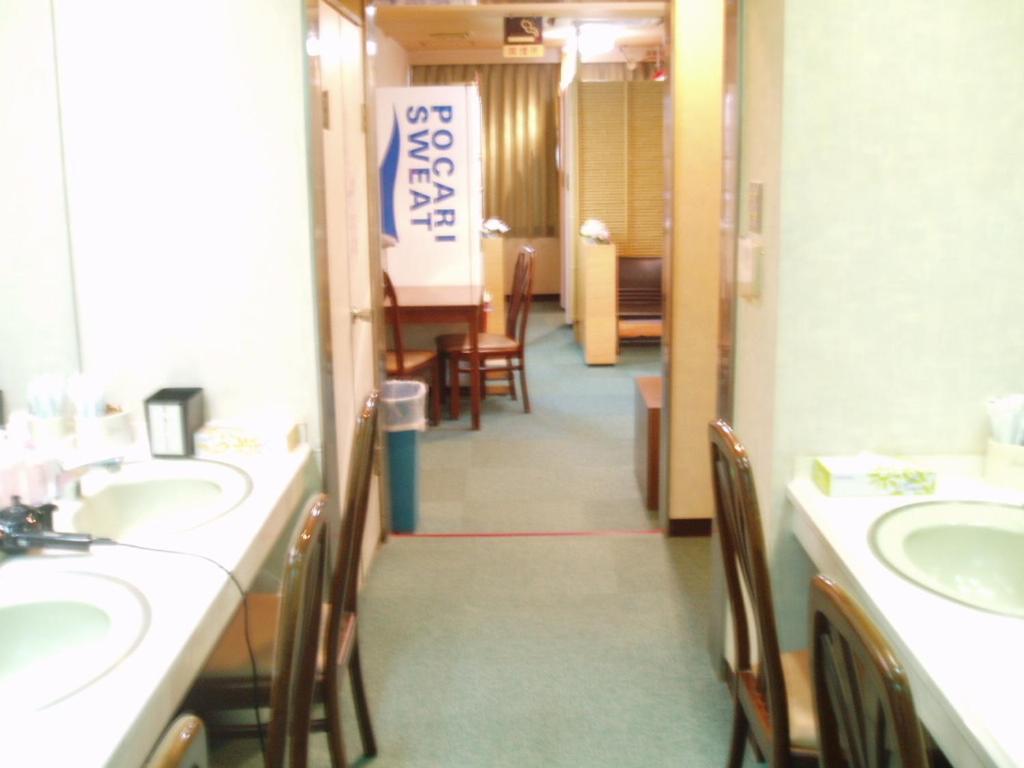 Capsule Hotel & Sauna Ikebukuro Plaza Токіо Номер фото