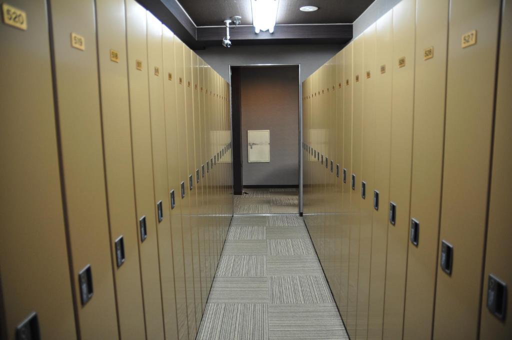 Capsule Hotel & Sauna Ikebukuro Plaza Токіо Екстер'єр фото